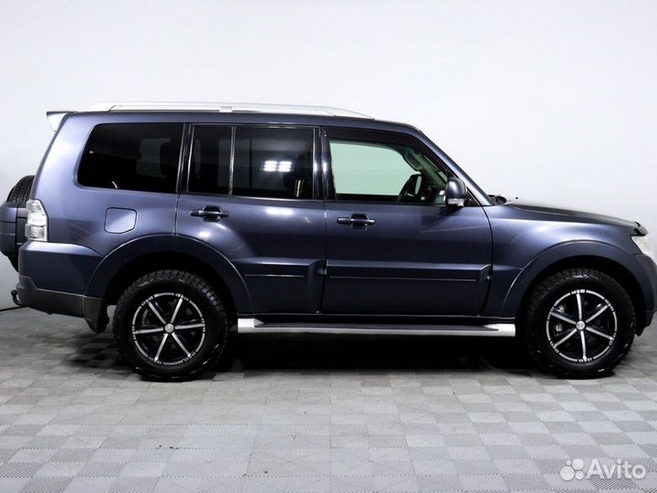 Mitsubishi Pajero 3.2 AT, 2007, 283 576 км