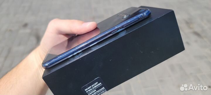 Samsung Galaxy S10e, 6/128 ГБ