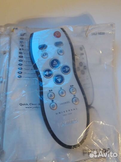 Универсальный пульт Phillips SRU1020