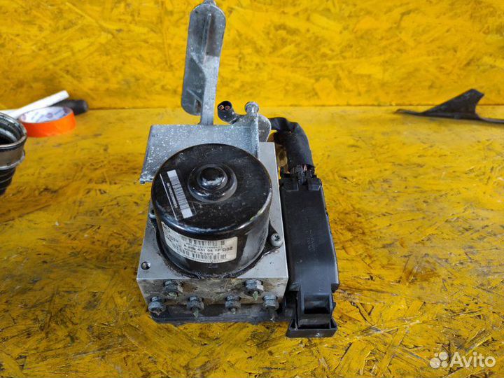 Блок abs Mercedes C-Class W203 1.8 2003