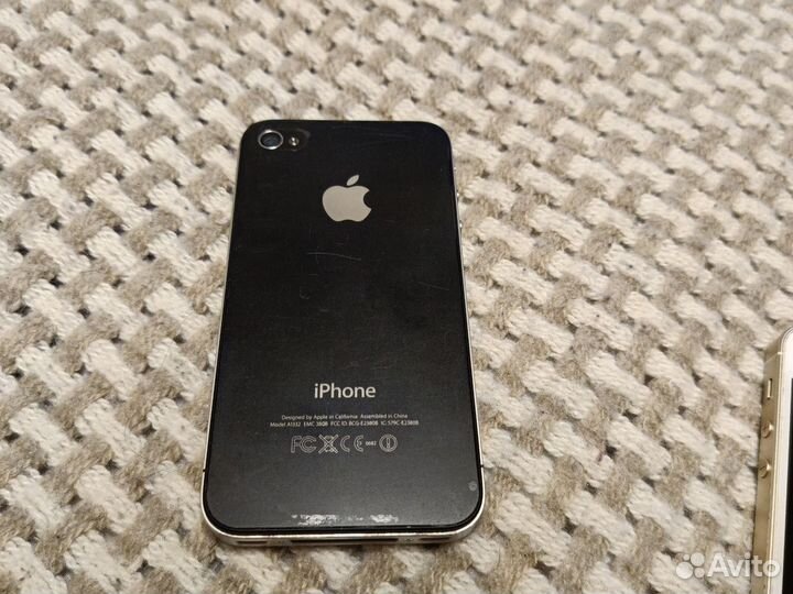 iPhone 4, 32 ГБ