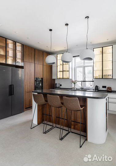 Кухня угловая с островом