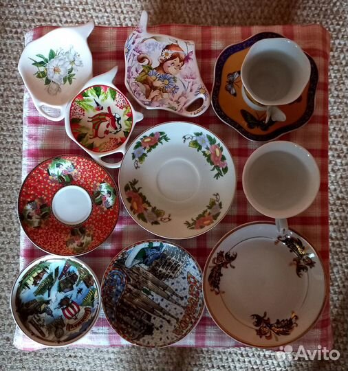 Блюдца разные, кружка