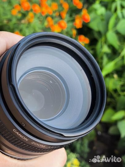 Объектив Canon EF 75-300 mm f/ 4-5.6 III USM