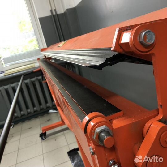 Листогиб 2500 мм