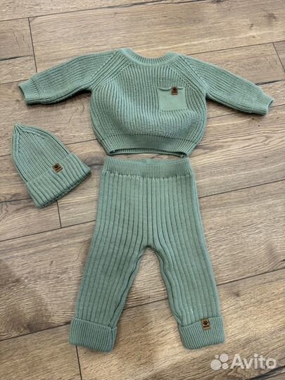 Костюм вязаный шерсть 70%