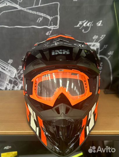 Внедорожный шлем IXS