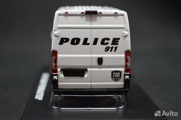 1/43, Dodge Ram 2500 Cargo Police, Greenlight