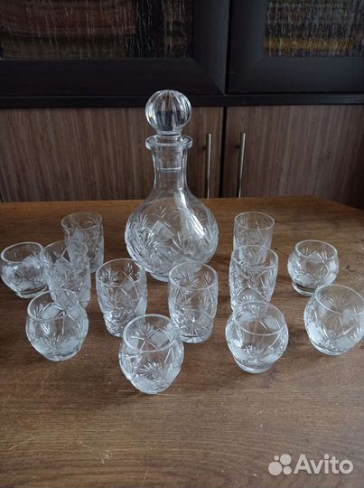 Графин хрустальный с рюмками