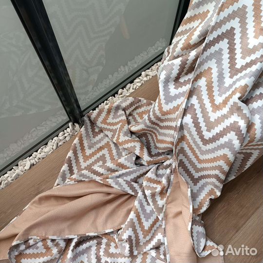 Шторы новые комплект 4 метра (2+2)