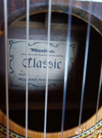 Классическая акустическая гитара Muzima