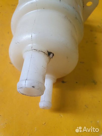 Бачок гидроусилителя гура митсубиси mitsubishi 1.8