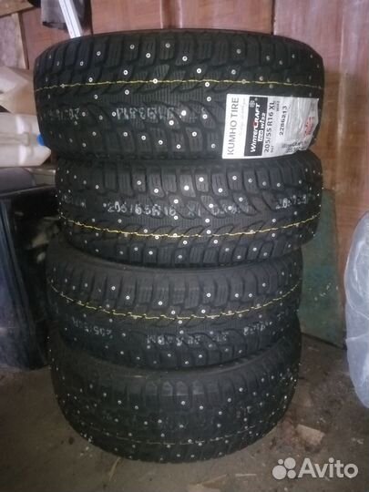 Kumho WinterCraft Ice Wi32 205/55 R16 94T