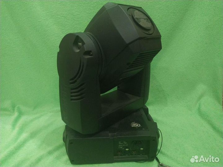 Страбоскоп.Световая голова Martin Mac 250 Krypton