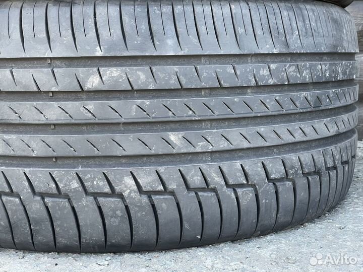 Continental PremiumContact 6 285/45 R22 и 325/40 R22 114Y