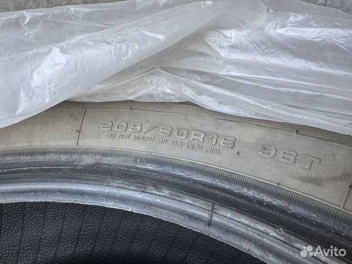 Goodyear Ultragrip 600 205/60 R16