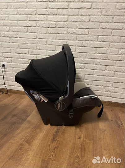 Автокресла и база Peg-perego