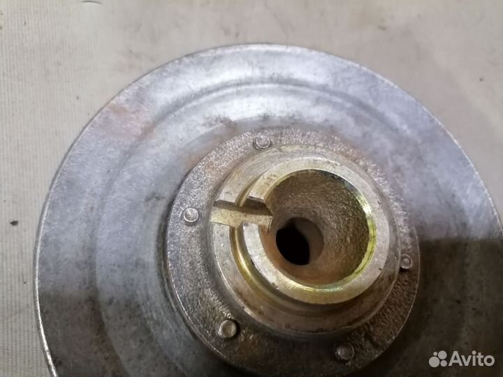Шкив коленвала Volvo 340 2.0 1984-1991