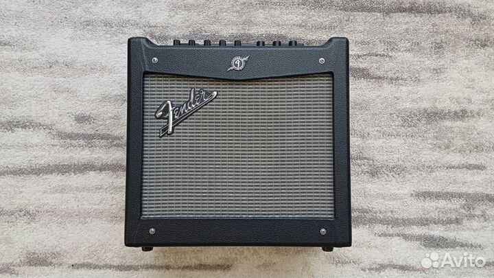 Гитарный комбоусилитель fender mustang I (V2)