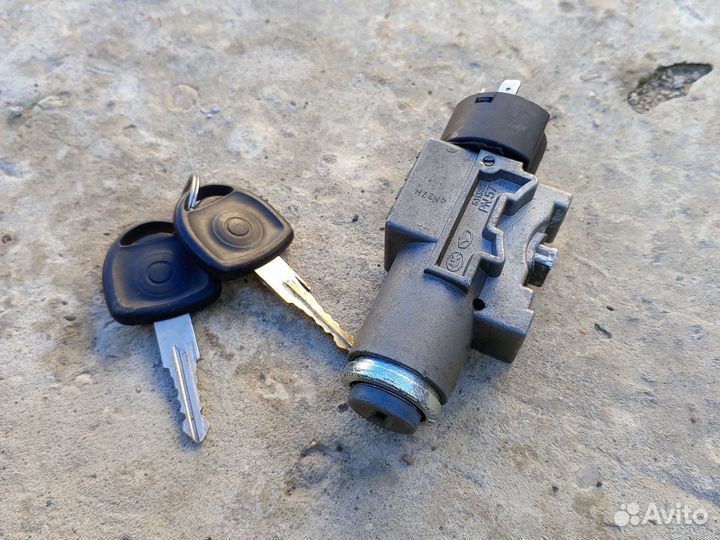 Замок зажигания Daewoo Matiz с ключами