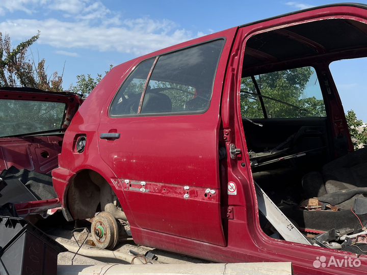 Задние двери Volkswagen гольф 3