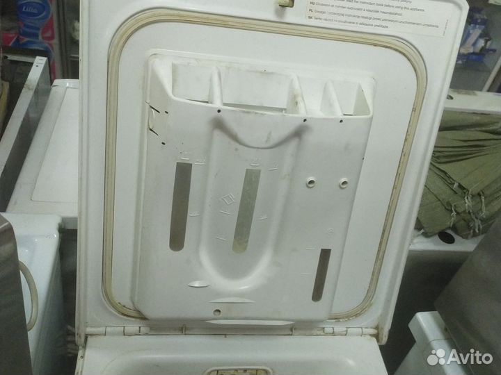 Стиральная машина с вертикальной загрузкой