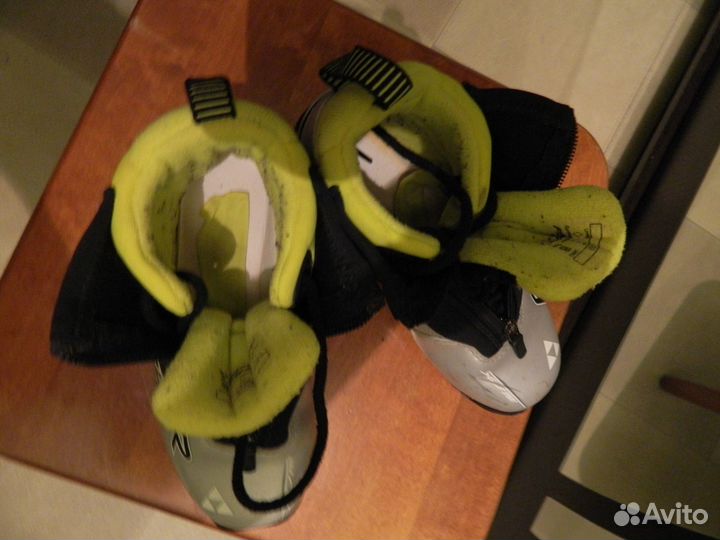 Лыжные ботинки fischer 33 размер