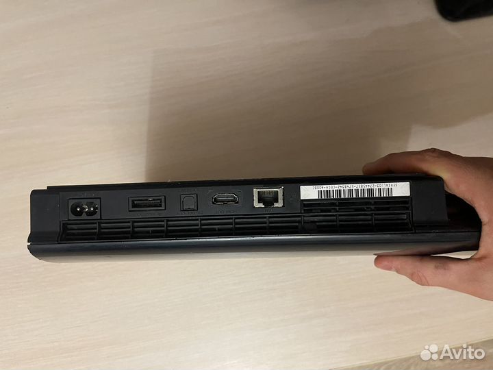 Прошитая PS3 super slim, куча игр, два дойстика