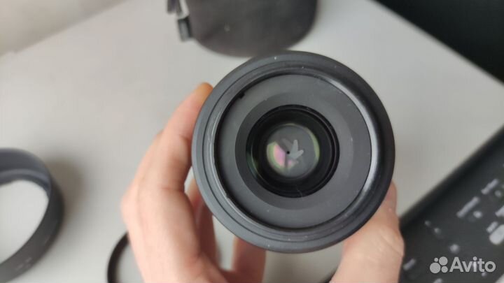 Nikon 35mm f/1.8G (бленда, чехол, фильтр)