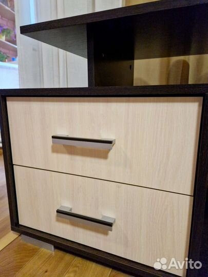 Тумба под телевизор