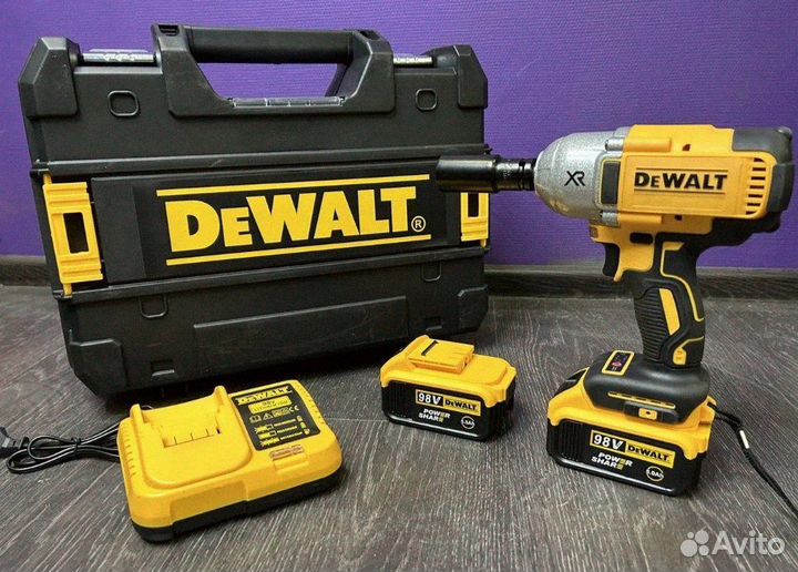 Аккумуляторный гайковерт DeWalt 20v 600 нм