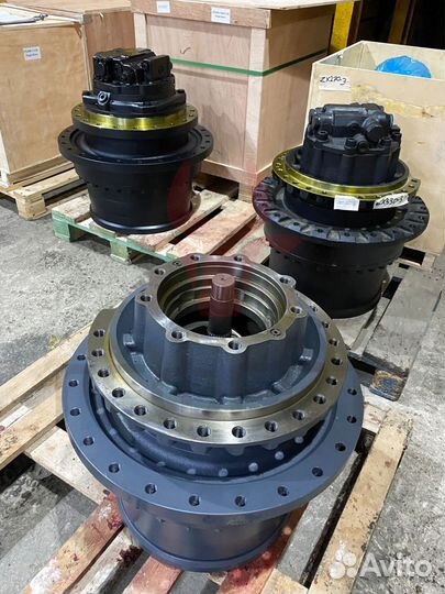 Редуктор хода Hitachi ZX125US-E 9181123
