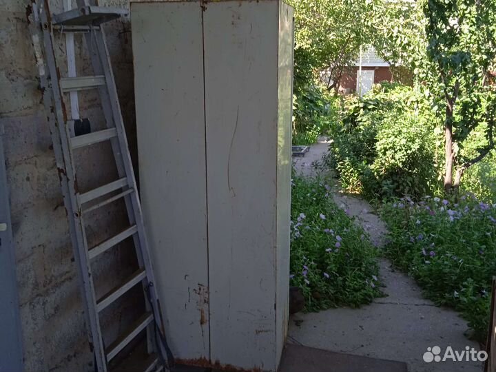 Шкафчик для инструмента Металлический