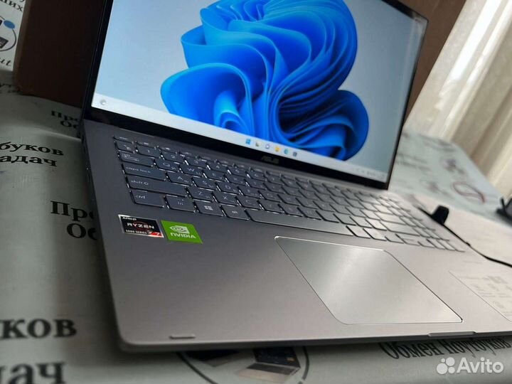 Asus zenbook flip 15 Q508, в коробке как новый