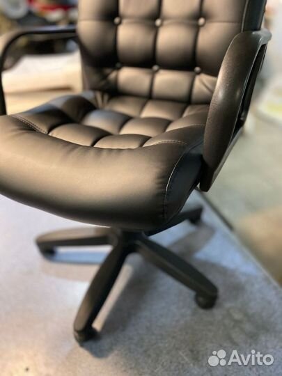 Кресло офисное