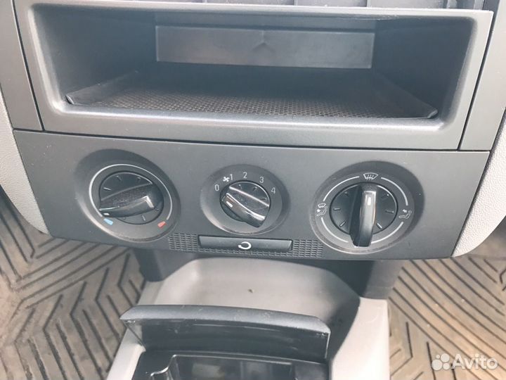 Шкода фабиа блок управления печкой 2001г.в