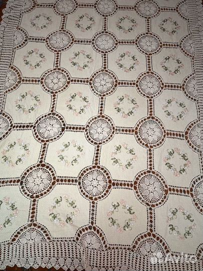 Вязаная скатерть крючком