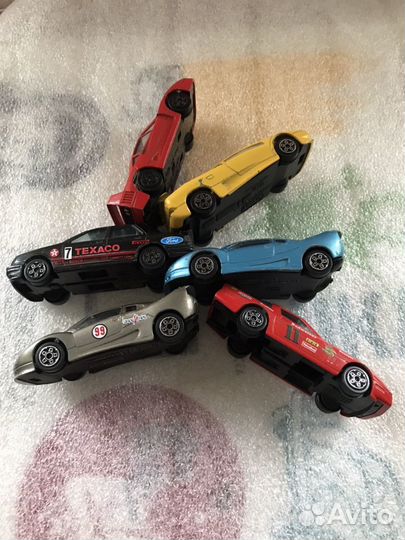 Коллекционные машинки Bburago 1:43