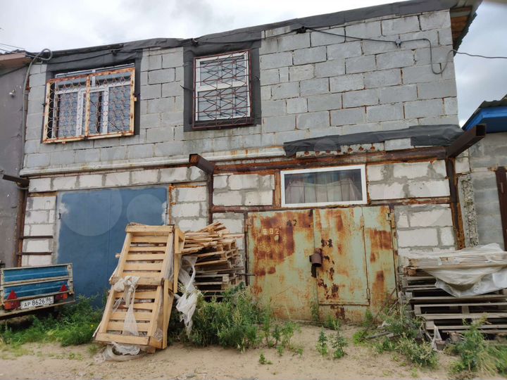 Гараж, > 30 м²