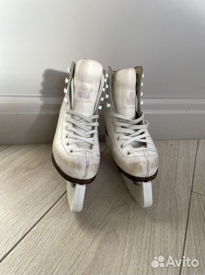 Коньки для фигурного катания wifa