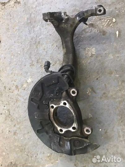 Поворотный кулак левый ауди а4 b7