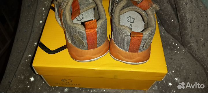 Кроссовки детские 23 размер