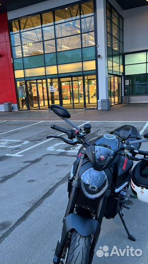 Ducati Monster Plus 2021