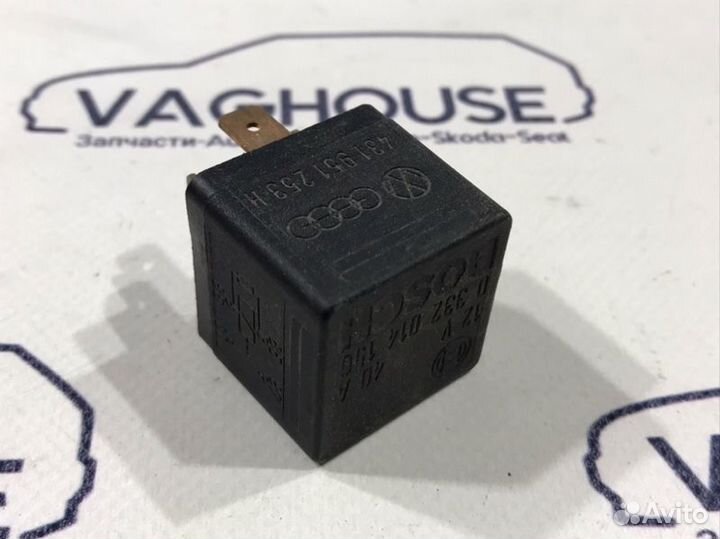 Реле обограва стекла Volkswagen