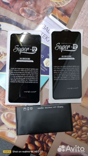 Защитное стекло realme 8