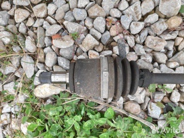 Полуось (привод) передний левый LADA (Ваз) 1117