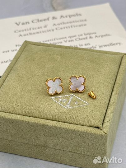 Серьги гвоздики Van Cleef