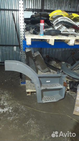 Подножка Mercedes Atego 1222. 1223. 1224. 1218