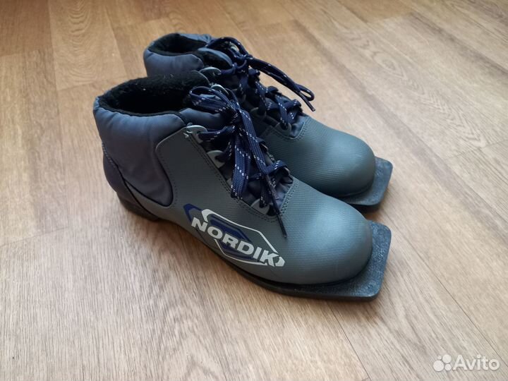 Лыжные ботинки 38 размер