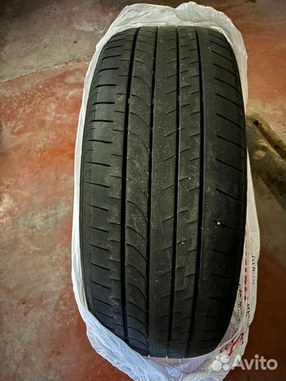 Bridgestone Dueler H/L 33A 235/55 R20 102V